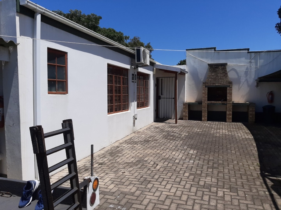 To Let commercial Property for Rent in George South Western Cape